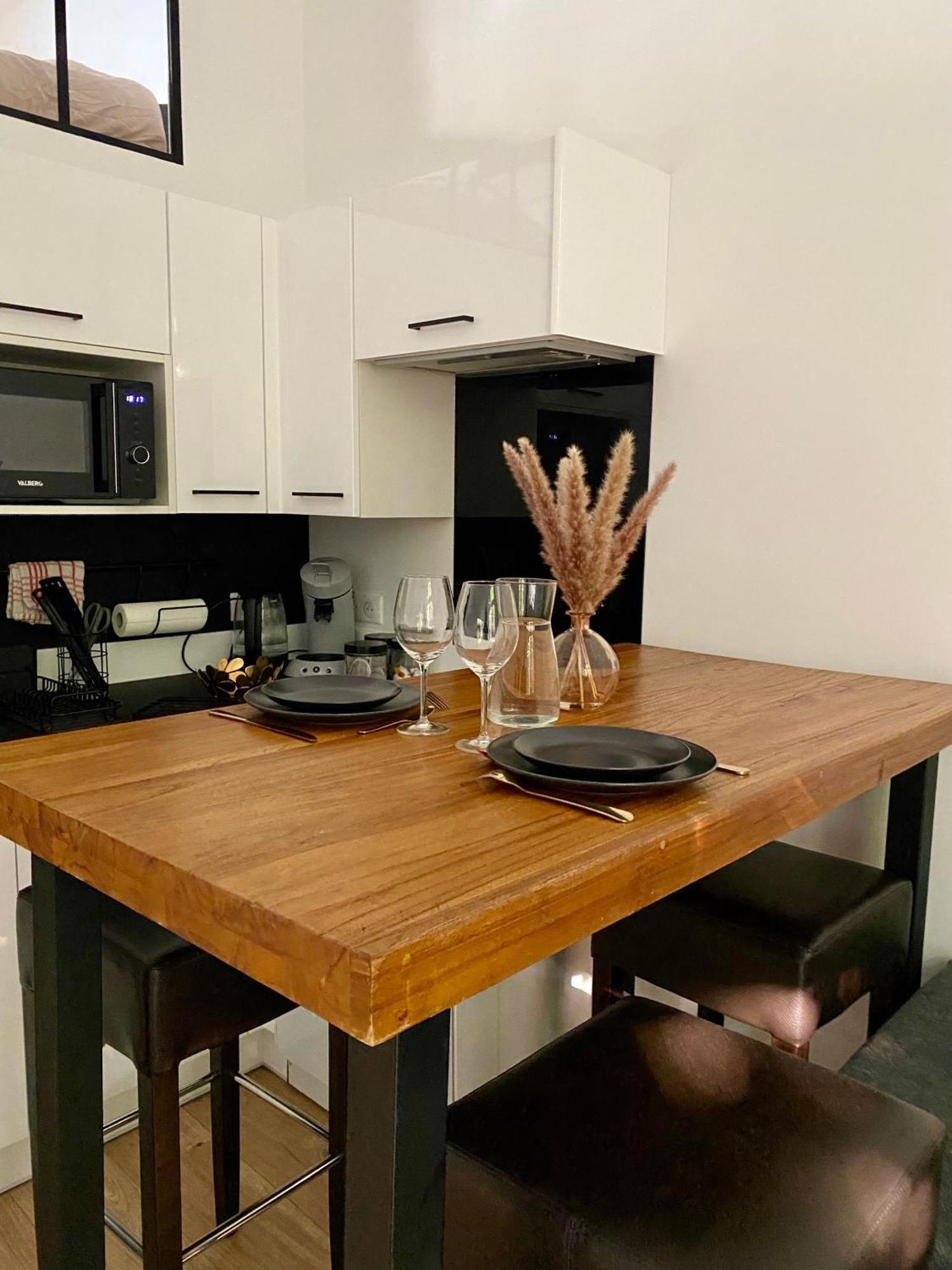 Appartement Indep Cosy Avec Jardin Saint-Denis  Exterior photo